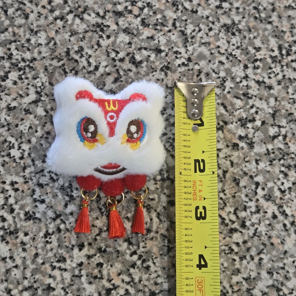 Red and White Embroidered Chinese Lion Hair Clip